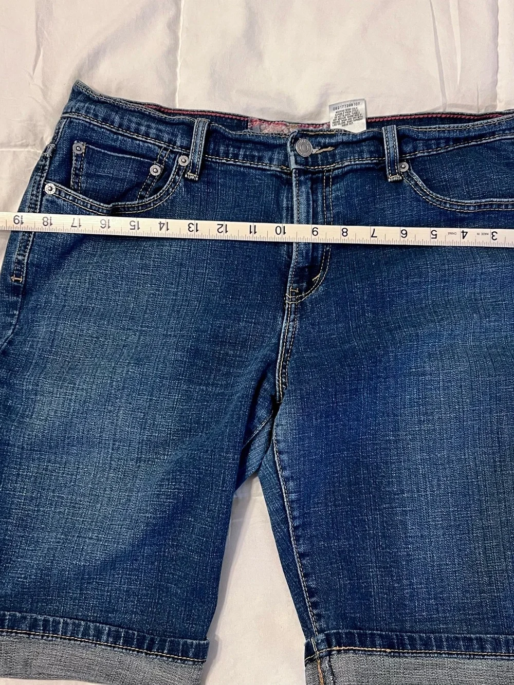 Levi's dark blue denim shorts with red stitch detail - Picture 7 of 10